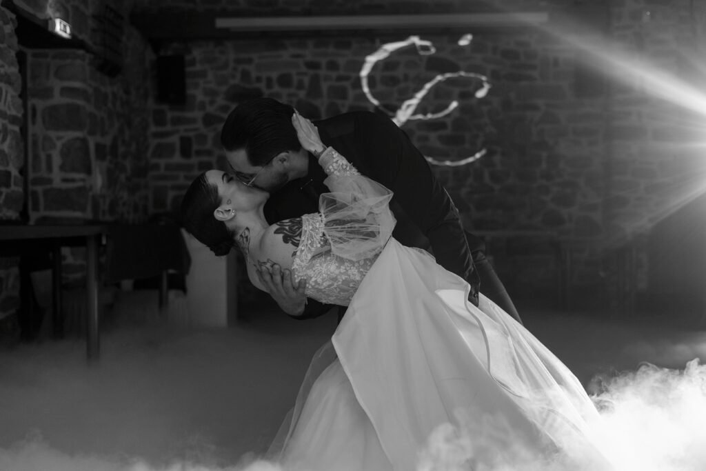 mariés-ouverture-de-bal-fumée-lourde-morbihan